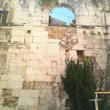 בית הארחה In The Palace ספליט